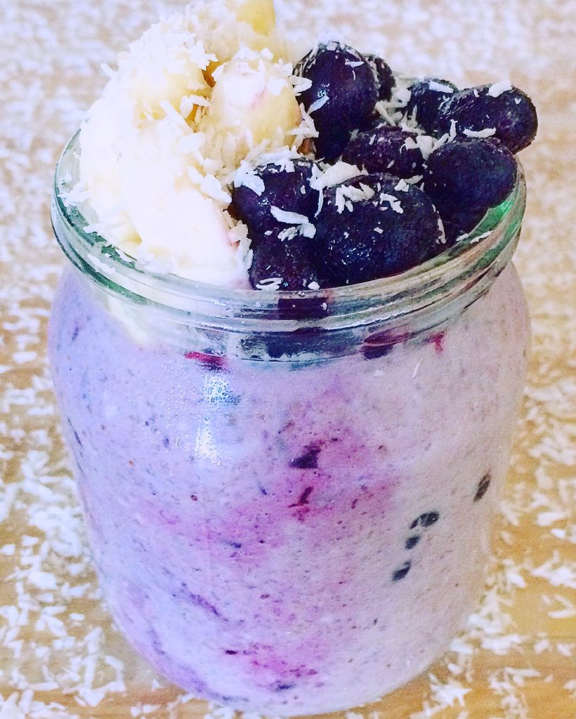 blueberry and coconut overnight oats