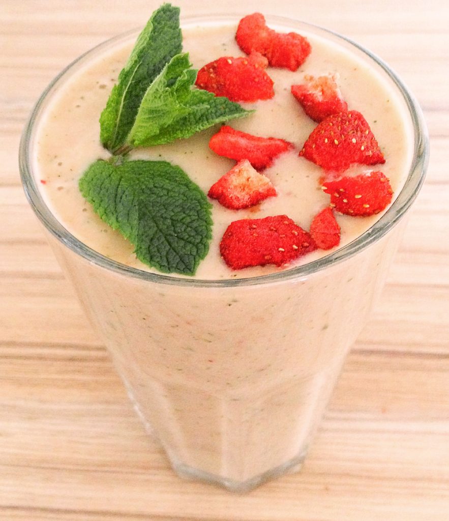 strawberry and mint smoothie